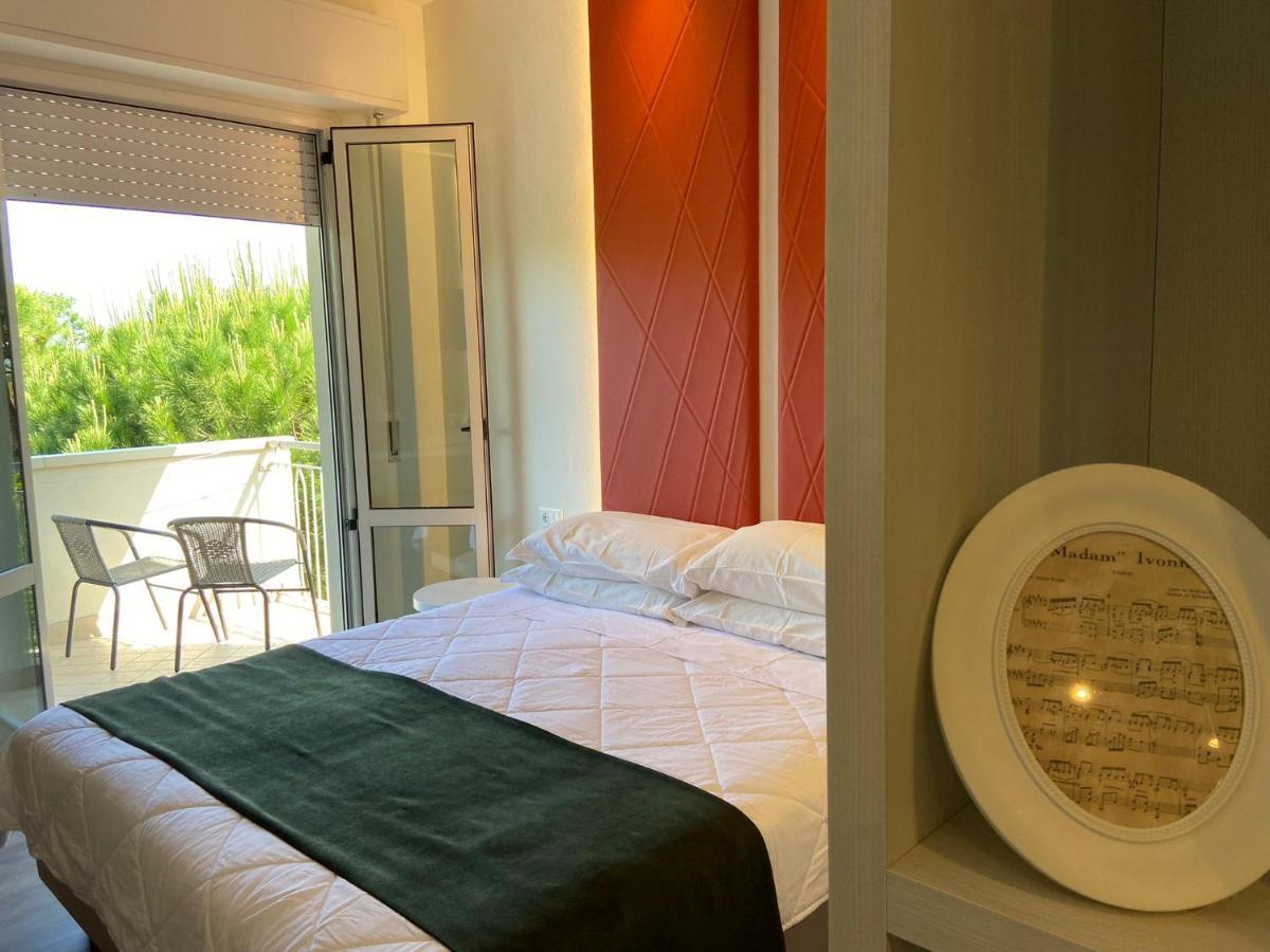 Hotel Loretta & Dependance Cervia Exterior foto