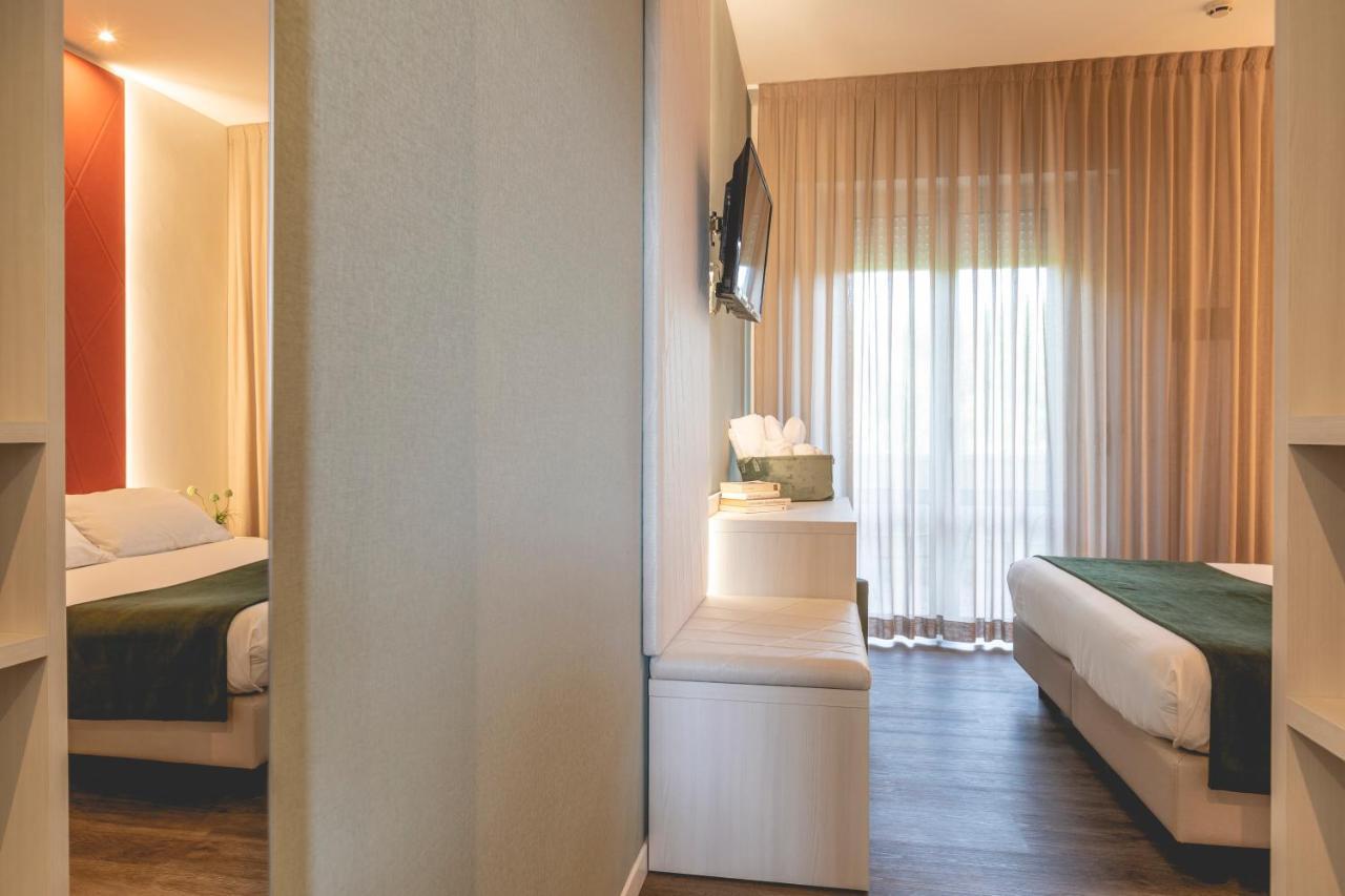 Hotel Loretta & Dependance Cervia Exterior foto